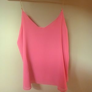 🔴Flowy tank top🔴