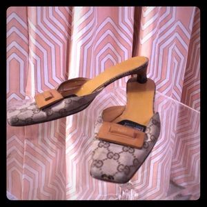 💯 authentic Gucci Mules
