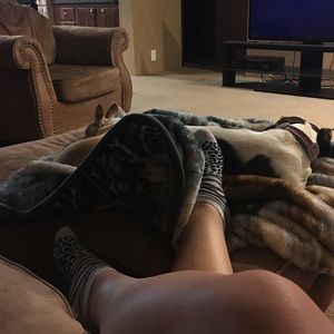 Meet your Posher, Cassandra