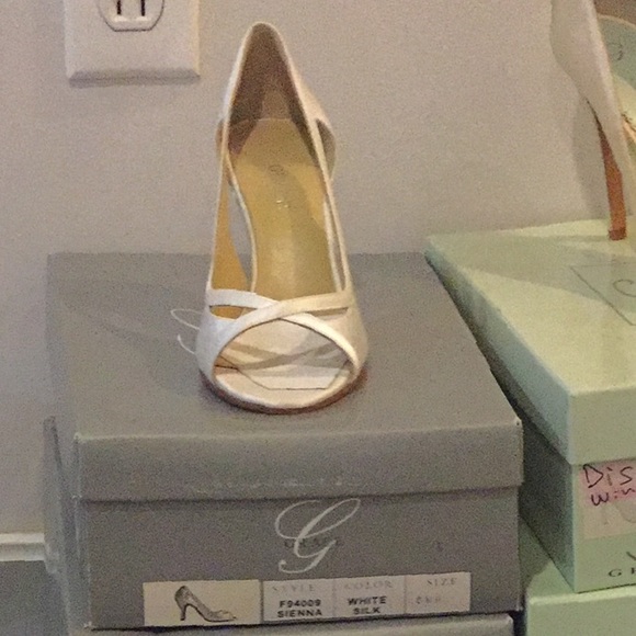 Grace wedding shoe Sienna