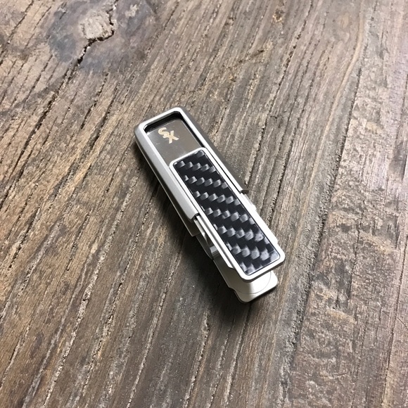 🎉HP 🎉Sterling Silver Carbon-Fiber Money Clip - Picture 2 of 2