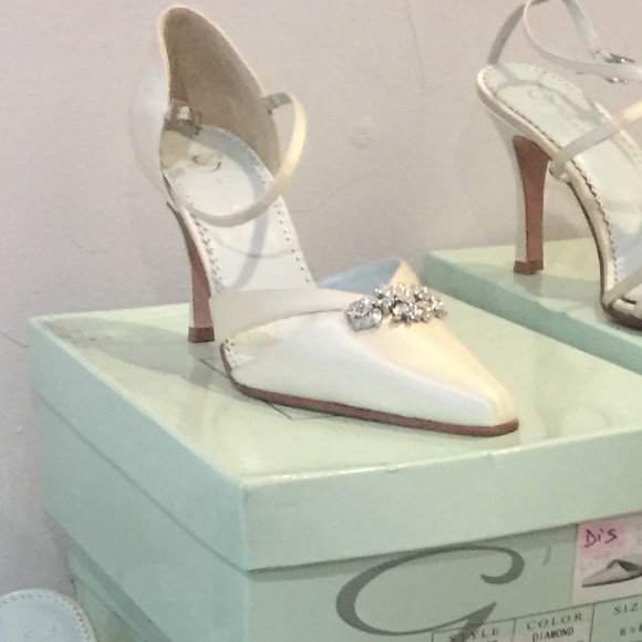 Grazia bridal shoe