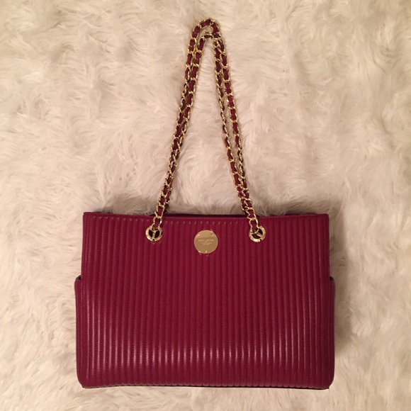 Henri Bendel No. 7 E/W tote