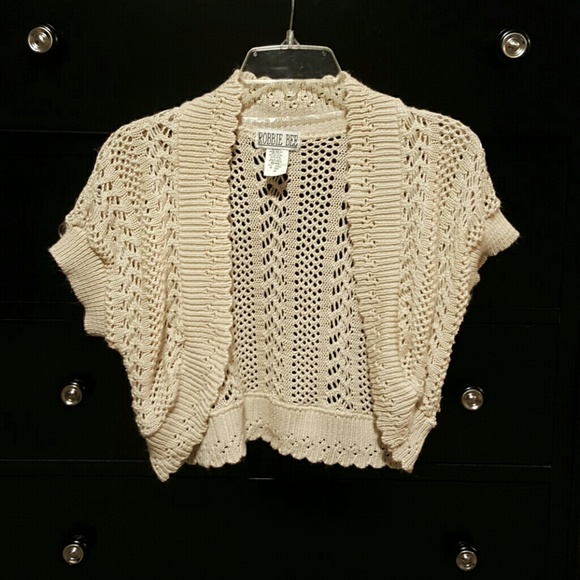 Beige short sleeve crochet cardigan