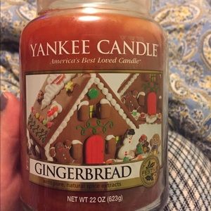 Gingerbread Scented Yankee Candle