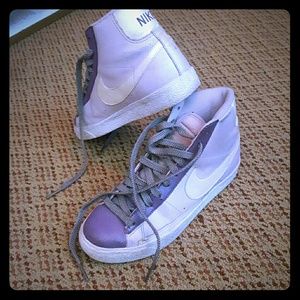 NIKE Blazer womens high tops