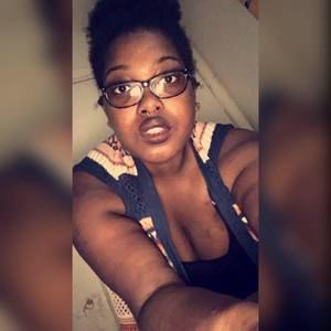 Meet your Posher, Francisca