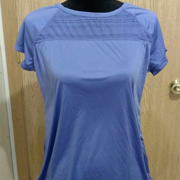 💜NWOT. Dry-Fit Purple Tee