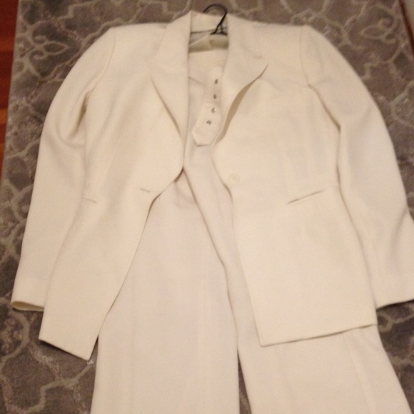 Beige suit , Anne Klein.ONE DAY SALE