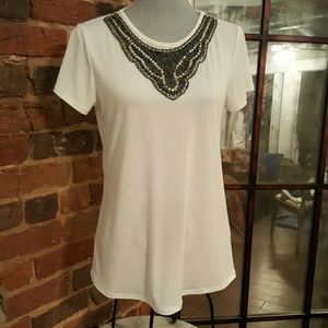 NWOT Cable & Gauge Winter White Embellished Blouse