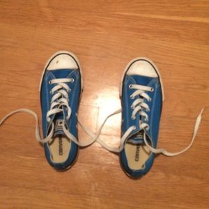 Low top converse
