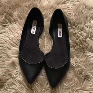Steve Madden black flats