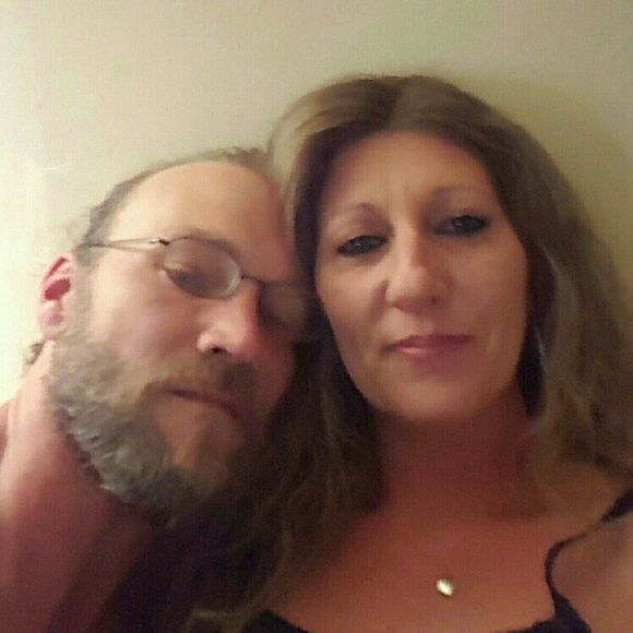 Meet your Posher, Angie - Picture 1 of 1