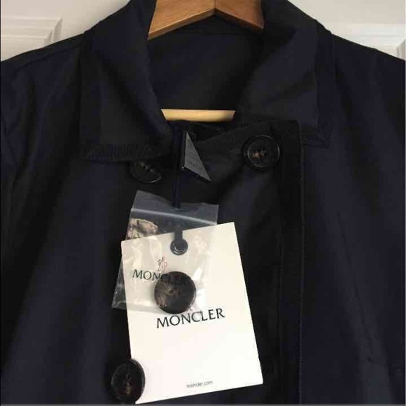 NWT Auth moncler trench jacket size3(M) - Picture 3 of 4