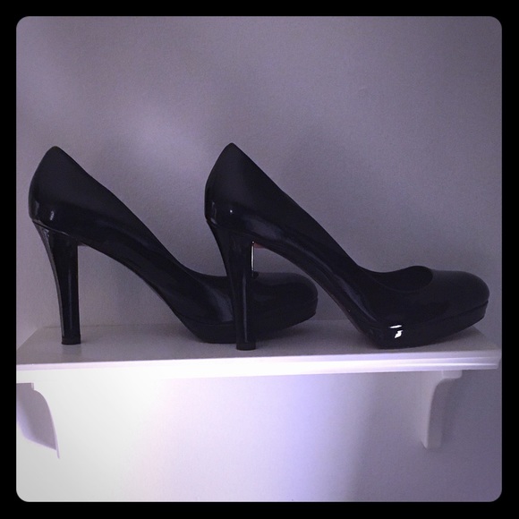 Brooks Brothers 4 1/2" Classic Black Patent Pumps