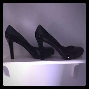 Brooks Brothers 4 1/2" Classic Black Patent Pumps