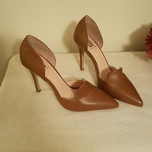Cognac Pumps