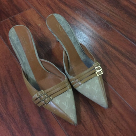 LV heels!!! - Picture 1 of 4