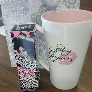 Meet your Posher, Angela