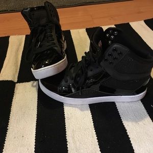 Pastry high top black sneakers