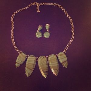 Francesca's Collection Necklace and Earring Set