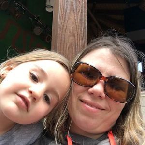 Meet your Posher, Linda