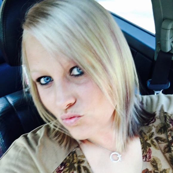 Meet your Posher, Tasha - Picture 1 of 1