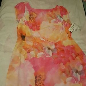 Floral print dress