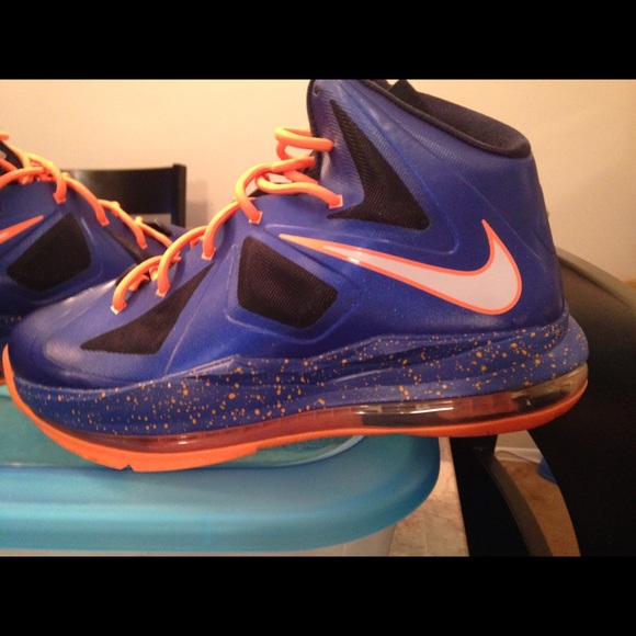 Lebron 10   size 4.5Y ❗️REDUCED❗️