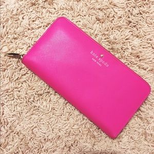 🚫SOLD🚫Kate Spade Wallet