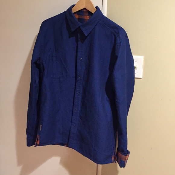 Mountain Hardware Reversible.