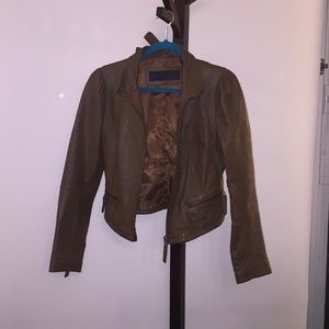Brown leather jacket (Zara)