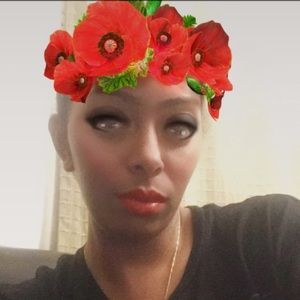 Meet your Posher, Priscilla