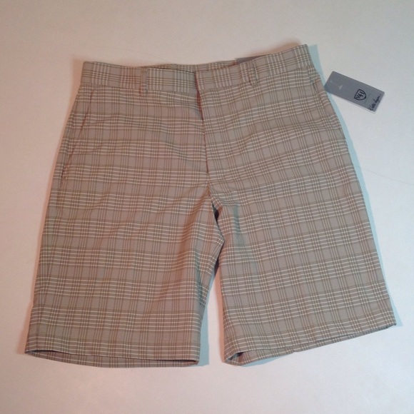 Walter Hagen Plaid 34" Shorts - 10" Inseam.