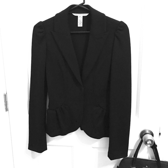 Black fitted blazer