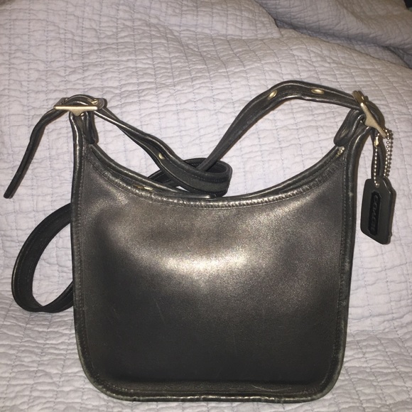 Coach cross body black leather bag M2W-9950