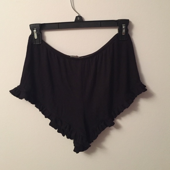 Brandy Melville Pants - Black Brandy Melville Vodi Frill Shorts