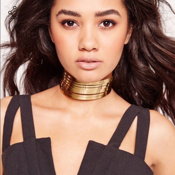 Missguided layered gold choker