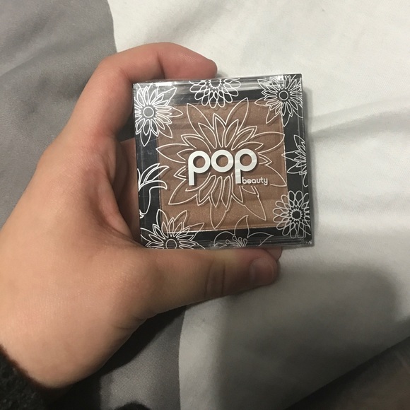 Bronzer
