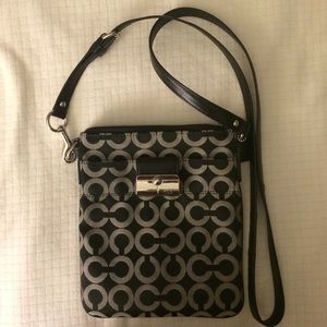 Cross body purse
