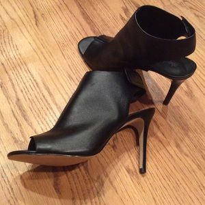 Charles by Charles David black heels