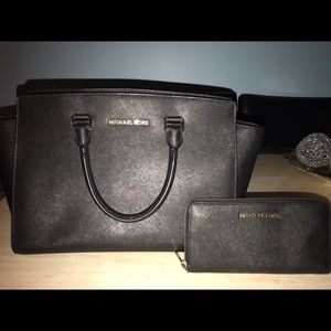 Michael Kors Handbag and Wallet