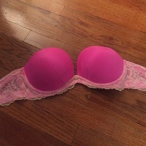 Beautiful strapless VS bra