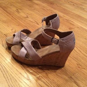 Light pink and tan toms wedges