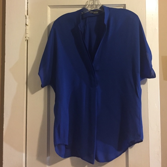 Vince silk T size xs