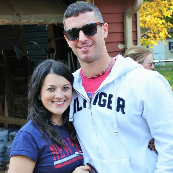 Meet your Posher, Leslie - Picture 1 of 1