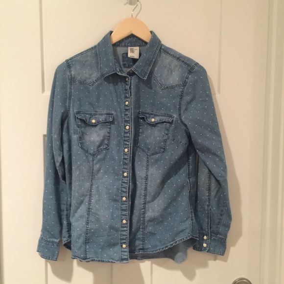 H&M button down denim shirt with polka dots.