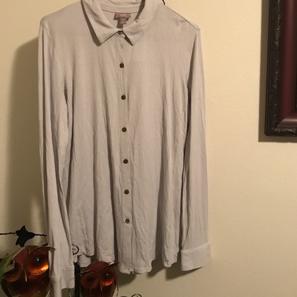 Light gray long sleeve button up