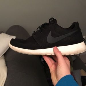 Nike roshe run (anthracite/black)