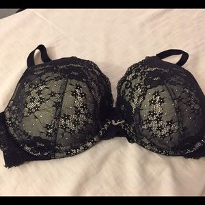 Victoria's Secret 36 DD Bra